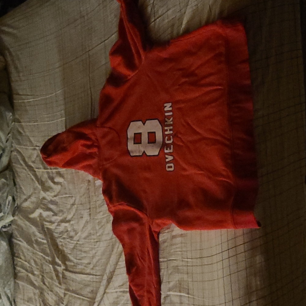 Alex Ovechkin Washington Capitals 2018 Stanley Cup Champion Sweatshirt. Red XL.